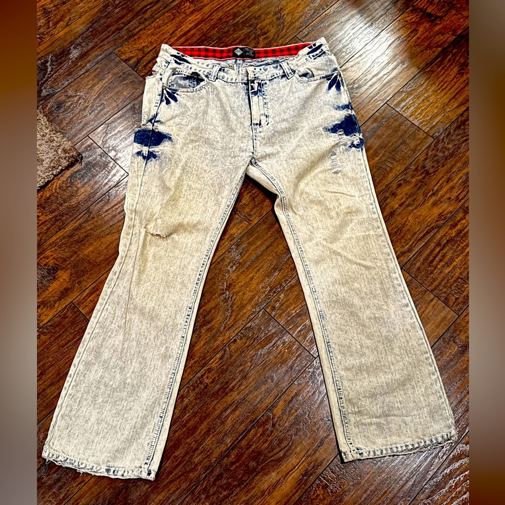 Men’s Road Narrows Distressed / Vintage / Old Style Acid Wash Jeans size 36